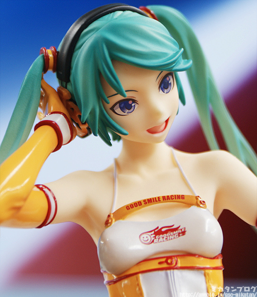 Good Smile Racing - Hatsune Miku - 1/8 - Racing 2010 (Good Smile Company) photo 4